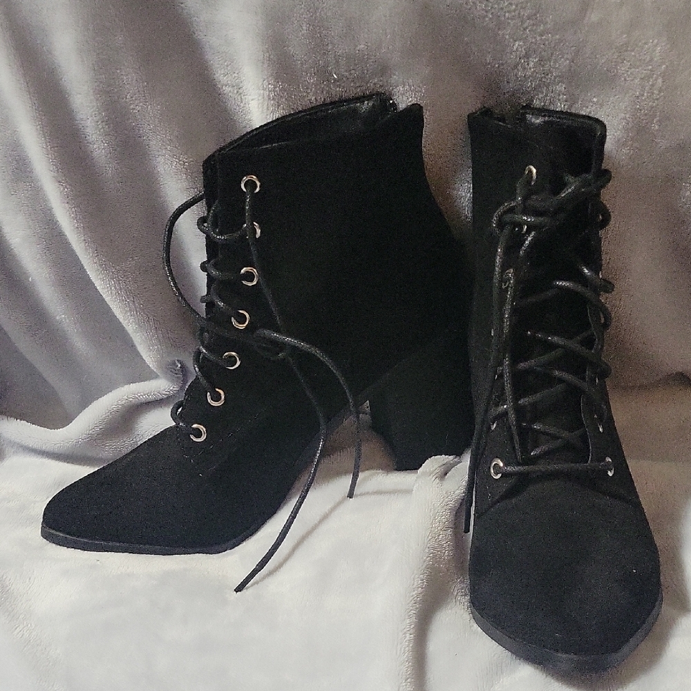 Chase + Chloe Black Lace Up Boots Ankle Height